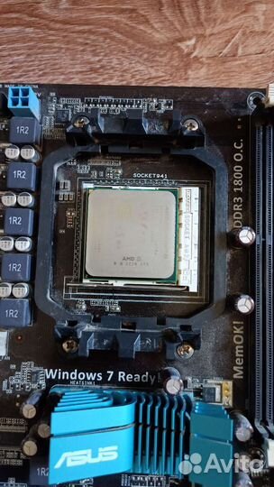 Материнская плата с процессором am3