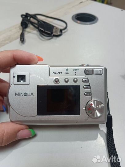 Фотоаппарат Minolta dimage E 223