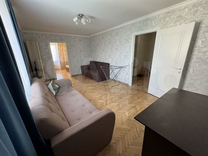 3-к. квартира, 65 м², 12/14 эт.