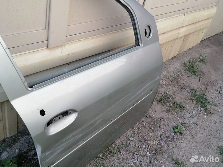 Дверь передняя правая renault logan 1 бу