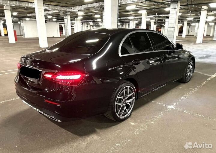 Требуется водитель на Mercedes e class