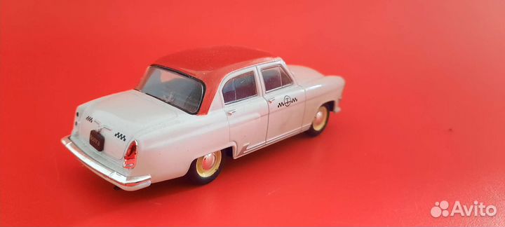 Модель газ-21 1/43