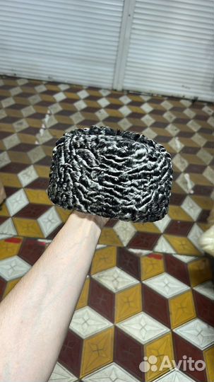 Ушанки из каракуля