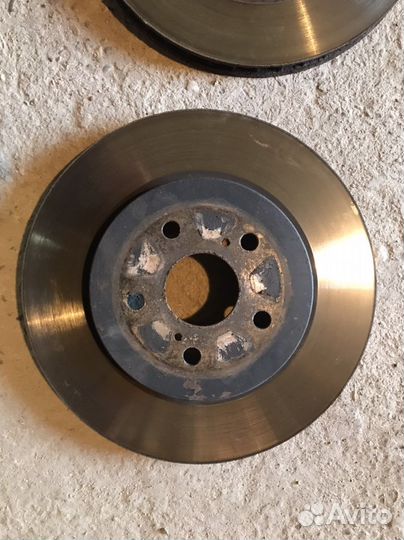 Тормозные диски стояли на lexus rx 350 2007 г.в