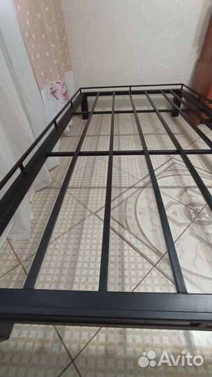 Кровать в стиле лофт