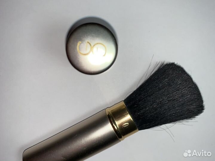 Кисть для пудры и румян Giordani Gold от Oriflame