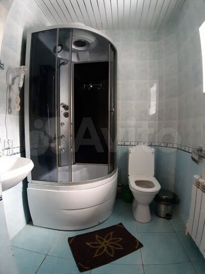 Комната 20 м² в 8-к., 2/3 эт.