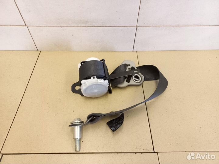 Ремень безопасности Fortuner 2015