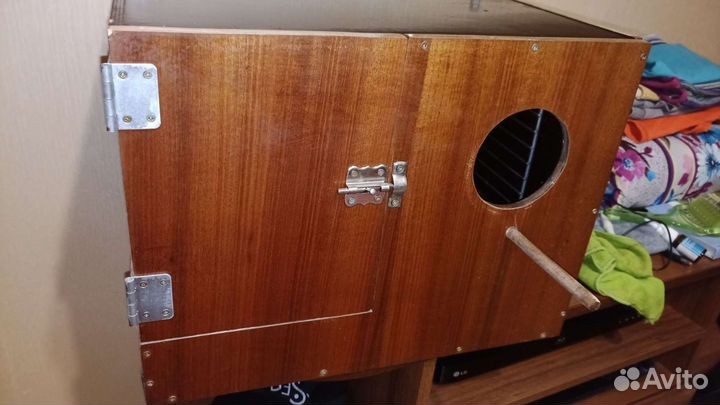 Гнездо для попугаев