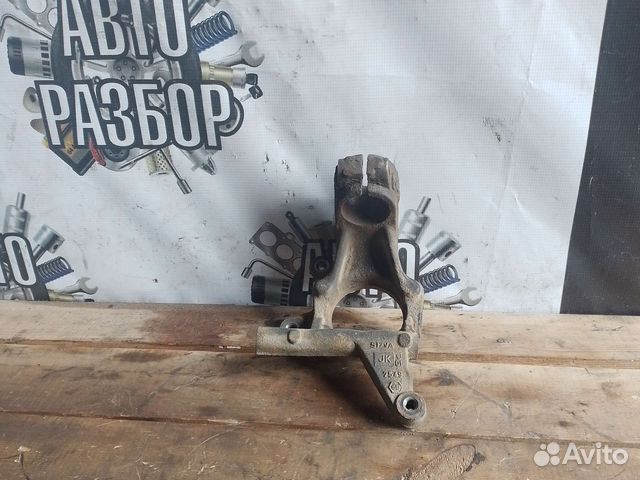 Ford mondeo 3 кулак задний левый