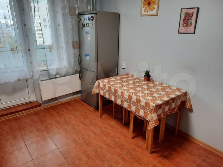 2-к. квартира, 53 м², 8/10 эт.