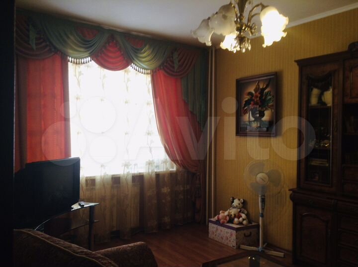 3-к. квартира, 80 м², 6/10 эт.