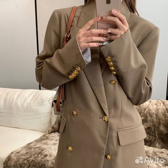 Роскошный костюм Celine