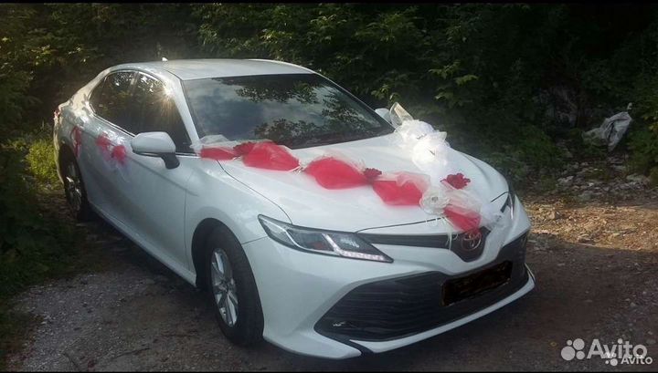 Украшение для машины на свадьбу