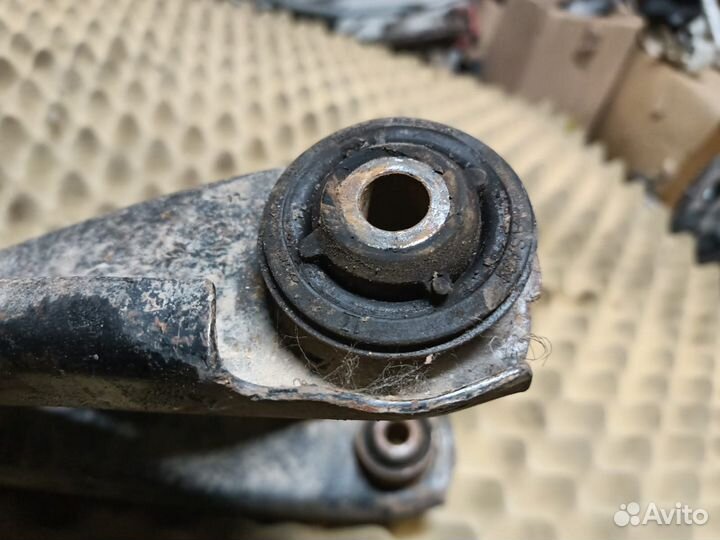 Рычаг подвески рено логан 1