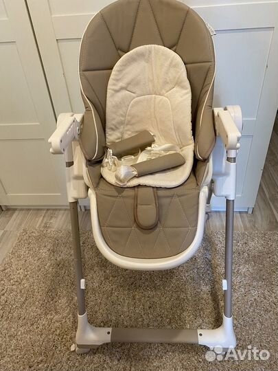 Стульчик для кормления capella