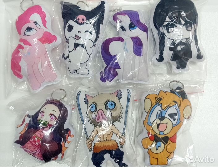 Аниме значки и брелоки