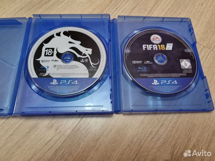 Sony Playstation 4 Slim 1TB + 2 Джоя + 5 Игр