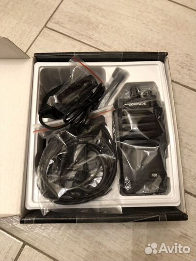 Рация Comrade R8