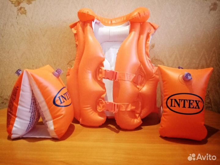 Жилет для плавания детский