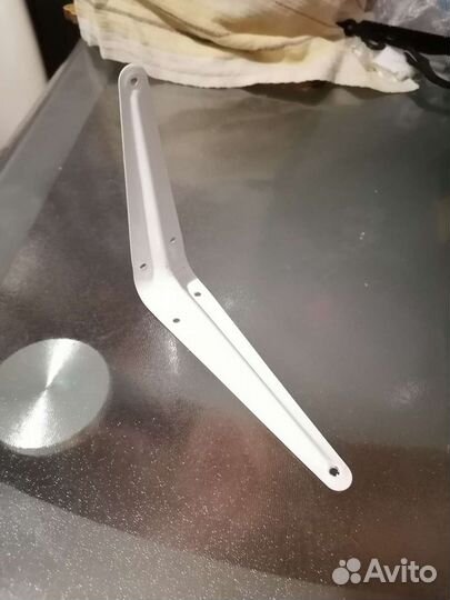 Уголок металлический