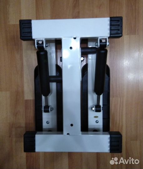 Степпер Torneo Passo и волейбольный мяч