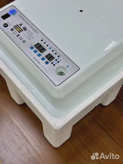 Инкубатор для яиц автоматический. Новый, Ряба