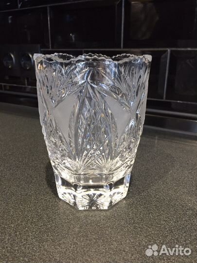 Вазы хрустальные
