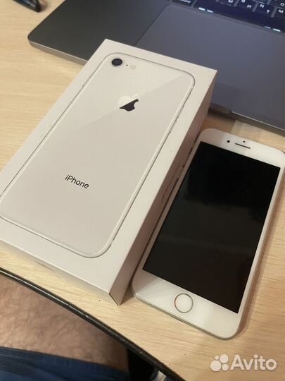 iPhone 8 64gb