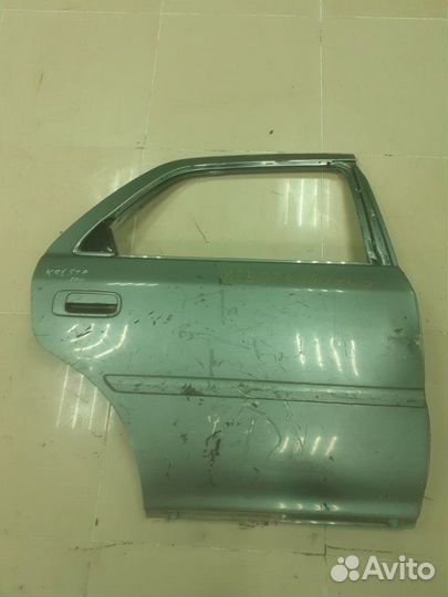 Дверь задняя правая Toyota Cresta 100