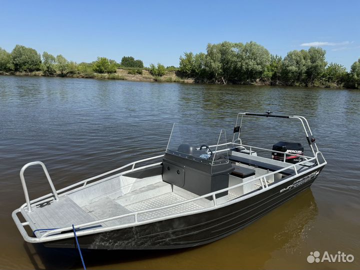 Катер Master 540 с мотром Mercury 90