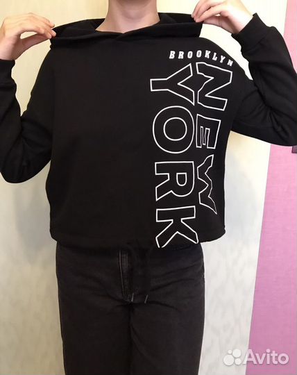 Укороченный свитшот