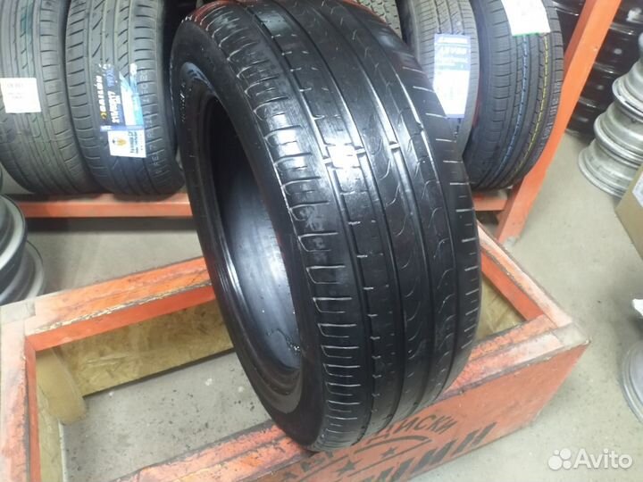 Pirelli Cinturato P7 235/55 R17