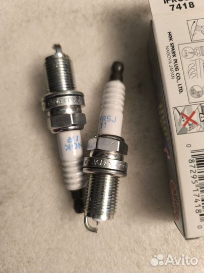 Свечи зажигания иридиевые NGK IFR5J11