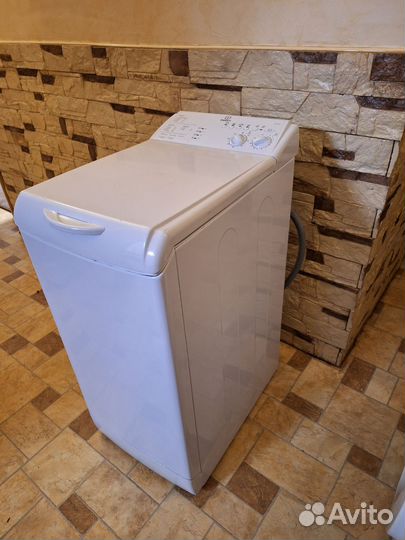 Стиральная машина с вертикальной загрузкой