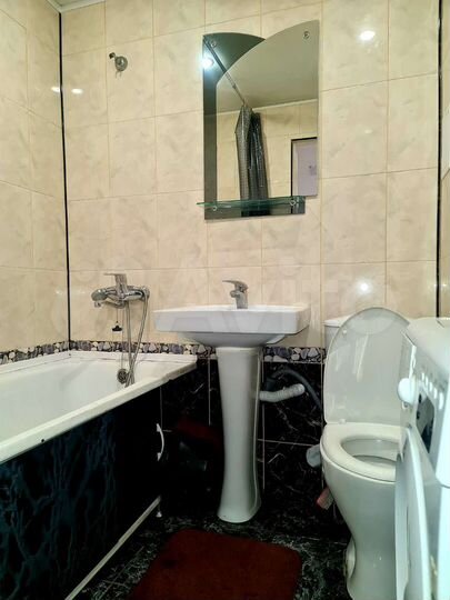 2-к. квартира, 52 м², 1/9 эт.