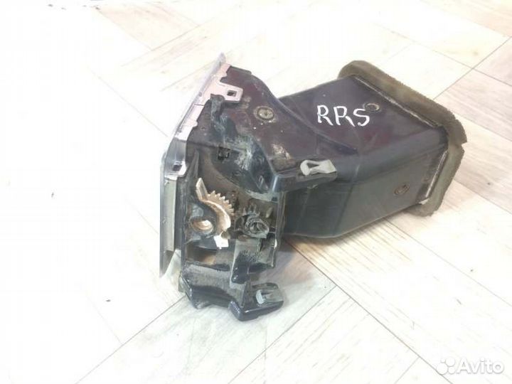 Дефлектор воздушный передний правый Land Rover