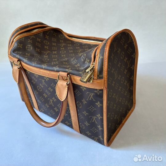 Сумка-переноска Louis Vuitton для питомцев