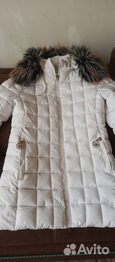 Пуховик женский 48 50 белый