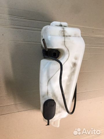 Бачок стеклоомывателя Renault Duster