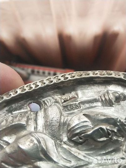 Серебряная иконка