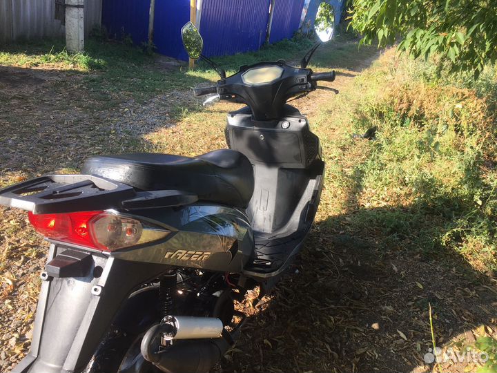 Продам скутор 80 куб