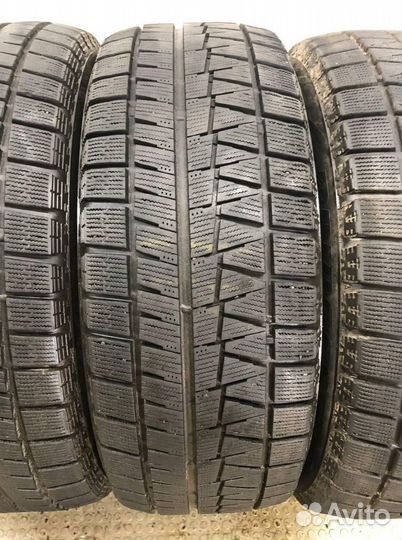 Bridgestone Blizzak Revo GZ 215/55 R16 98W