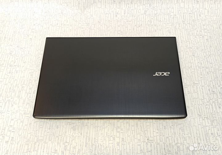 Игровой ноутбук Acer Core i5-7200U,GTX 950, SSD256