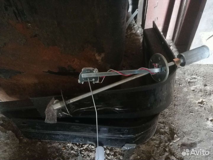 Топливный бак на Камаз газ