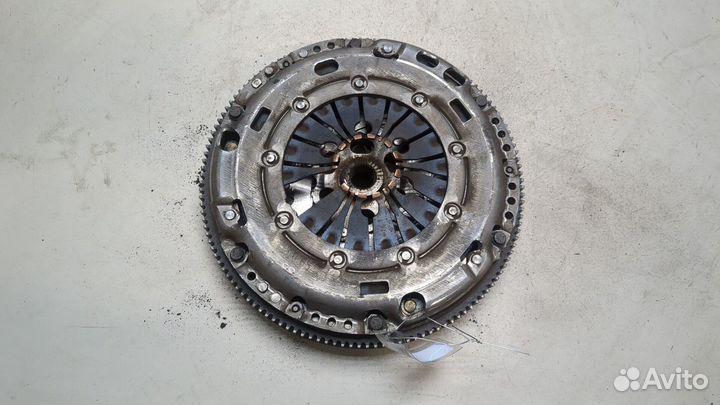 Маховик Skoda Yeti, 2011