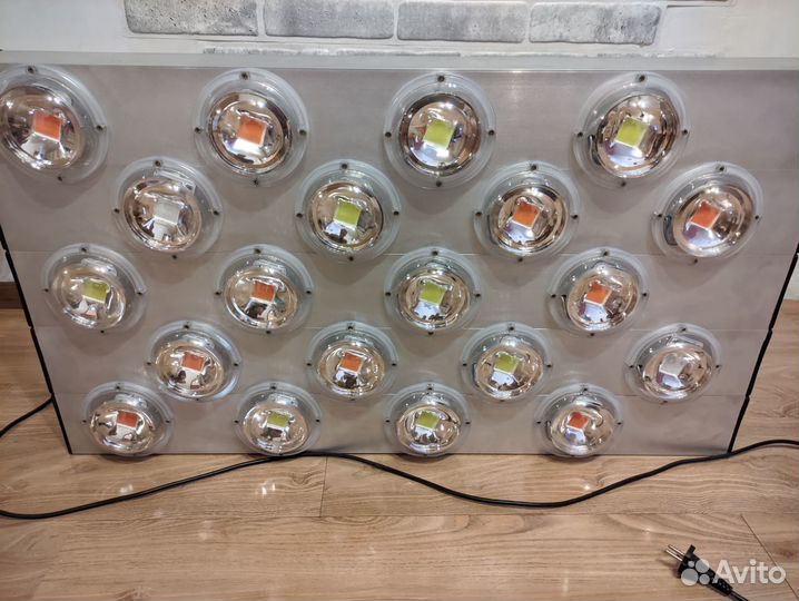 Светодиодный фитосветильник(1000w)