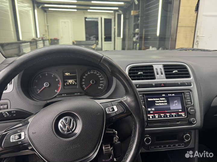 Volkswagen Polo 1.6 AT, 2016, 118 000 км