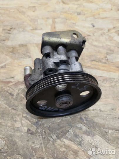 Насос гур дизель Крайслер Вояджер 01-07г