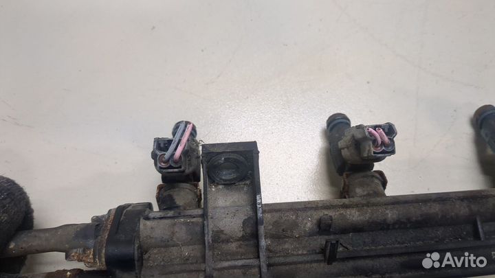 Форсунка топливная Hyundai Santa Fe